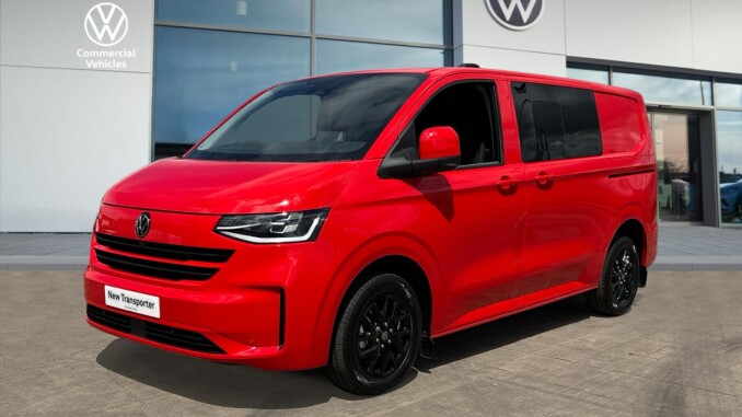 Volkswagen Transporter T32 Swb Diesel 2.0 TDI 170 Commerce Pro Kombi Van Auto [5 Plus] - Image 10
